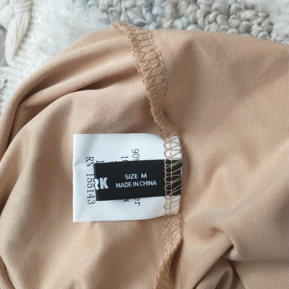 Dress - Picture 2 of 3